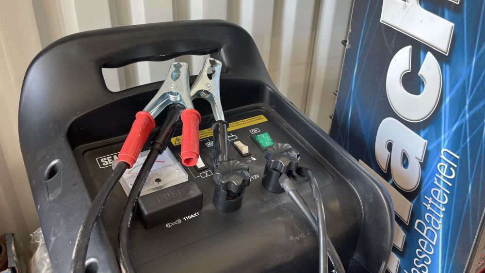 expert-mercedes-mechanics-polis-hoppis-automotive