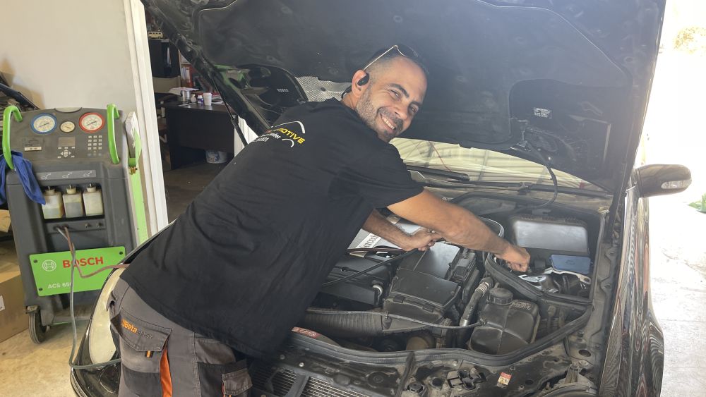 efficient-ecu-tuning-polis-enhance-performance-with-hoppis-automotive